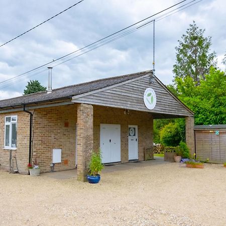 Holiday Home Woodhouse-4 By Interhome Shermanbury Buitenkant foto