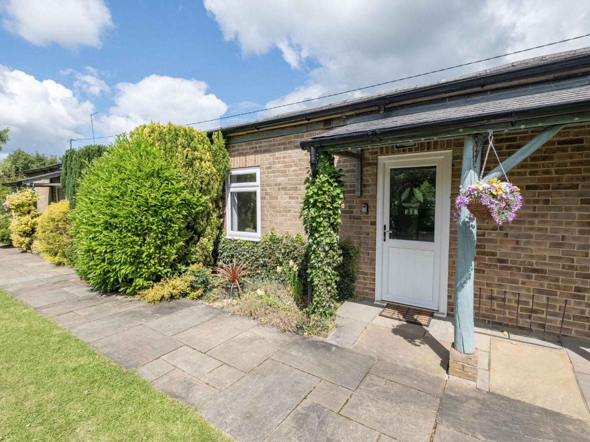 Holiday Home Woodhouse-4 By Interhome Shermanbury Buitenkant foto