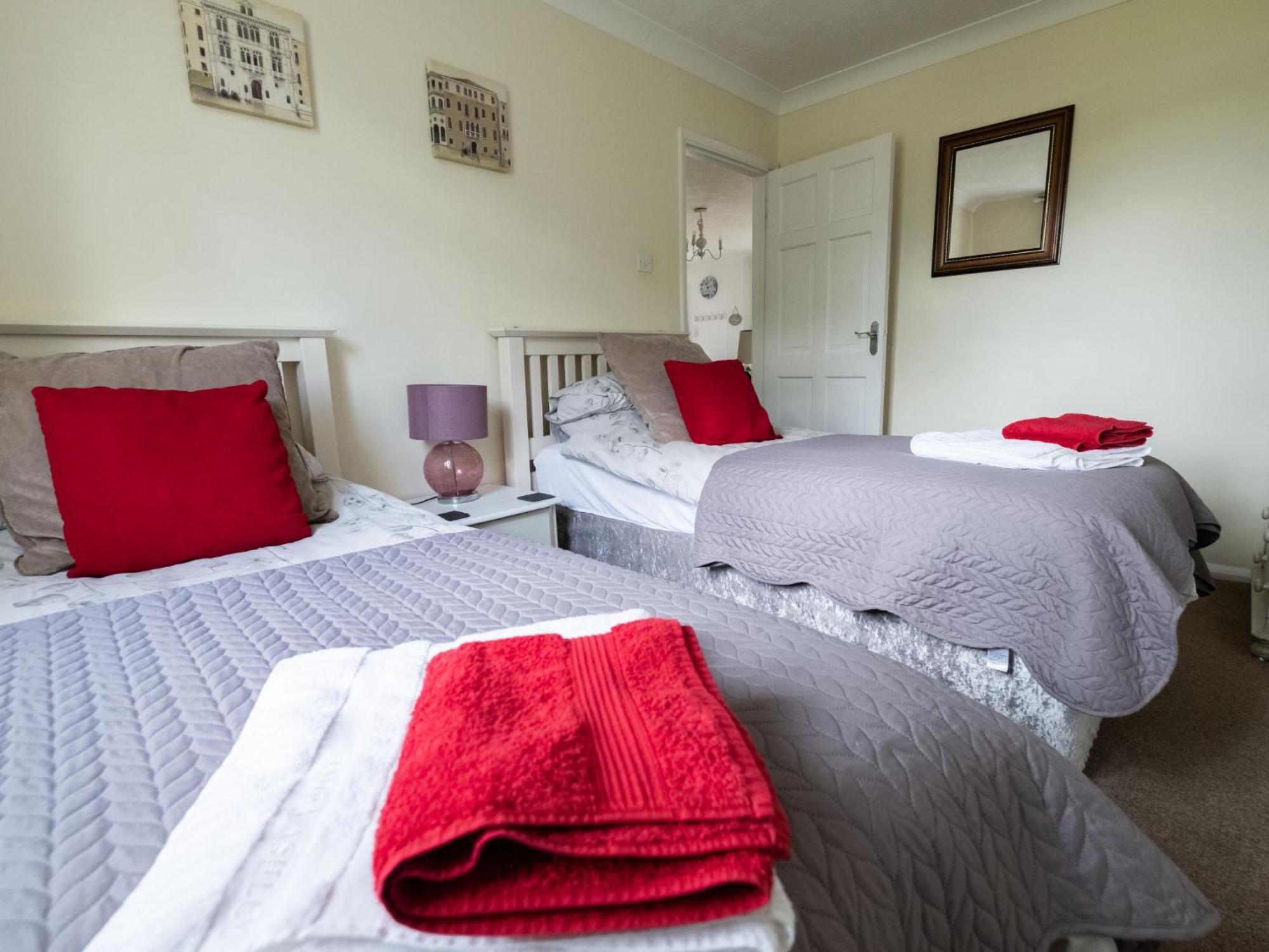 Holiday Home Woodhouse-4 By Interhome Shermanbury Buitenkant foto
